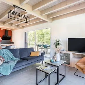 https://les-balcons-de-la-charve-gte-4-toiles.hotels-rhonealpes.com